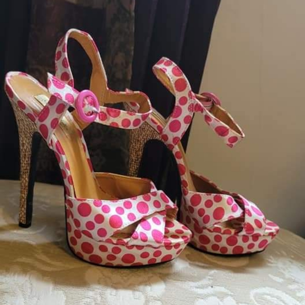 Never worn